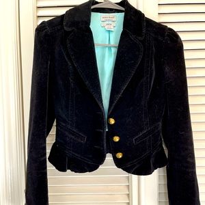 Black velvet cropped 3 button blazer
